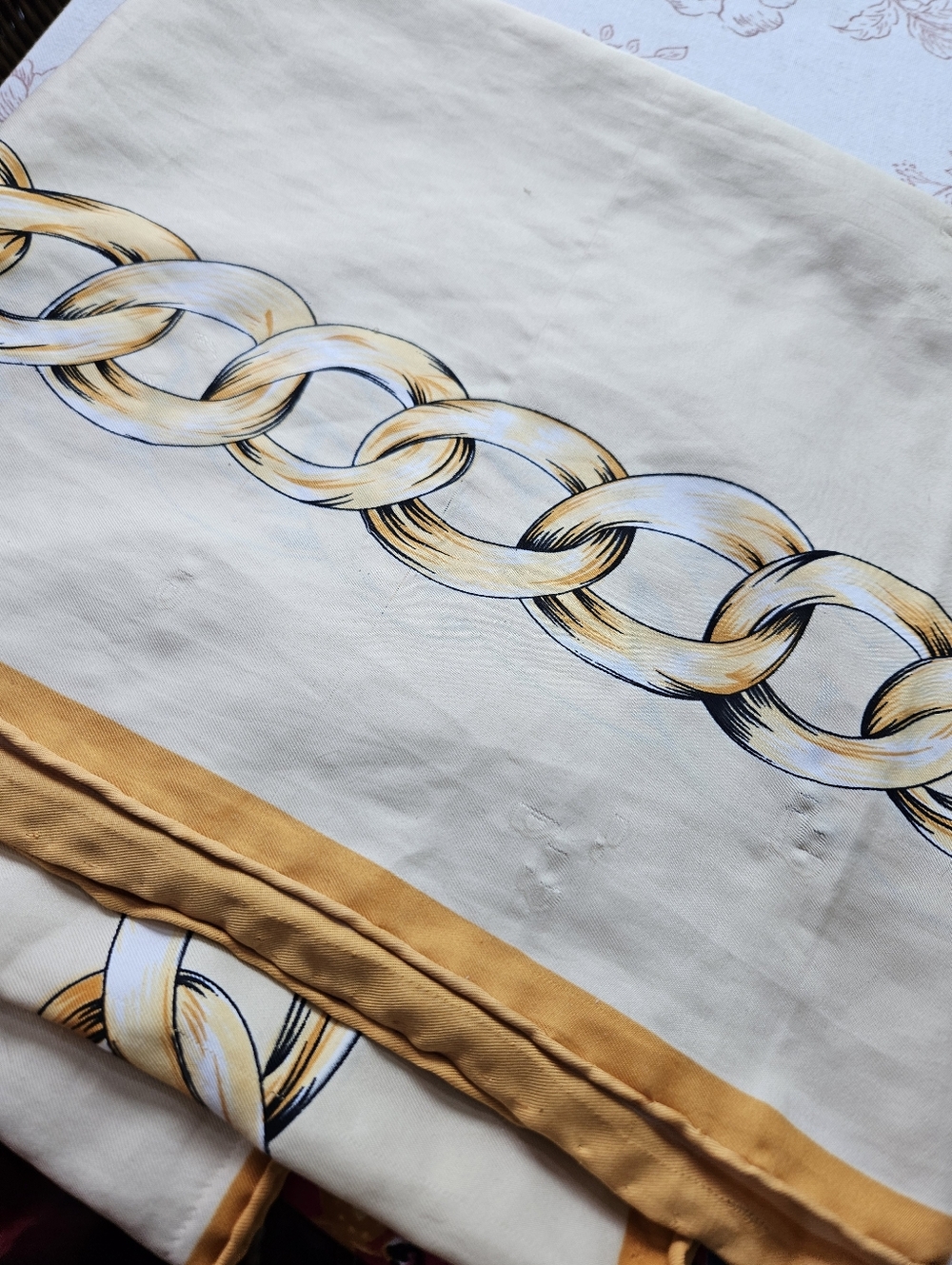 Vintage CHANEL 100% Silk Scarf/Wrap 50"x51" Made In France - Picture 10 of 11